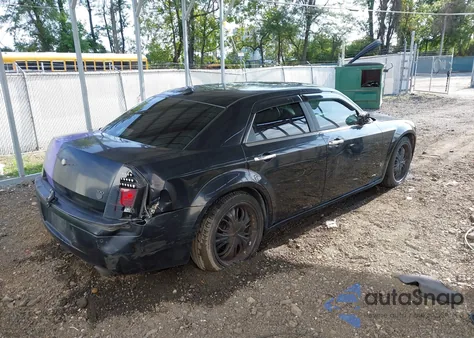 2006 Chrysler 300C z USA, uszkodzony, nr VIN 2C3LA63H46H159448